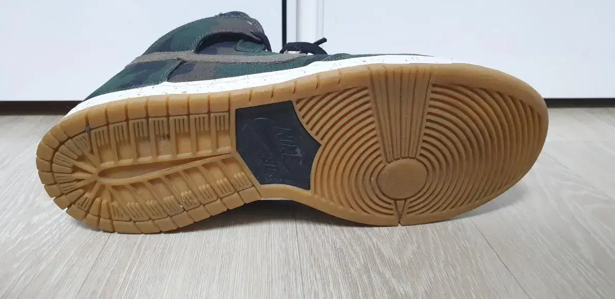thumbnail-5